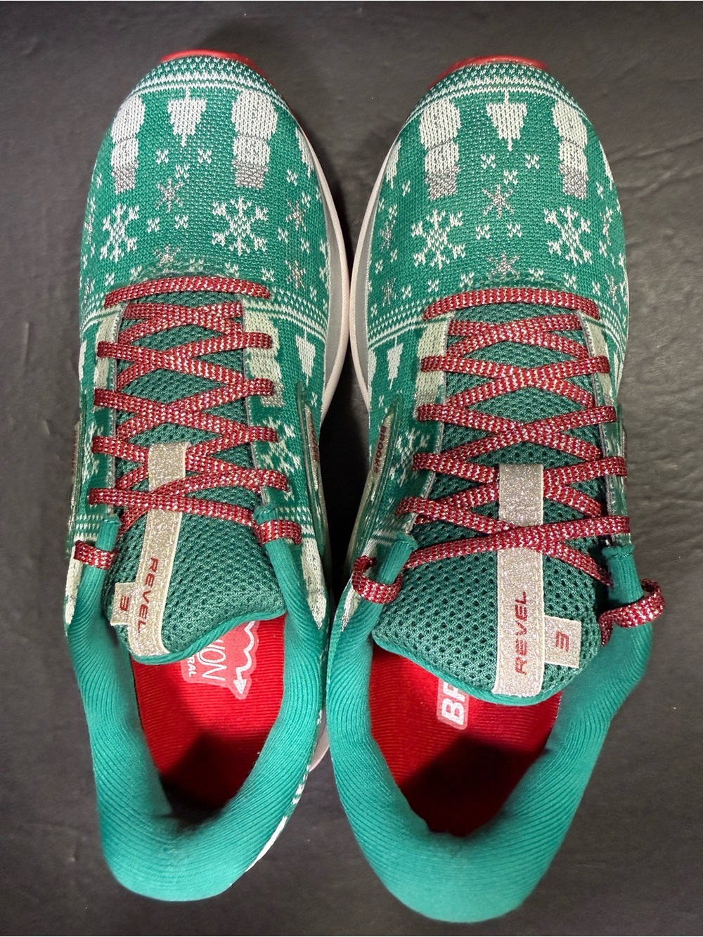 Brooks Revel 3 Women’s “ Limited Christmas Edition “ Running Sneakers Size-10 - Picture 6 of 9